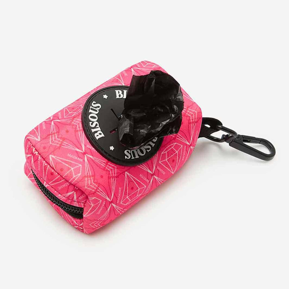 Dog Poop Bag Holder | Madame - Bisous | Pour Chien